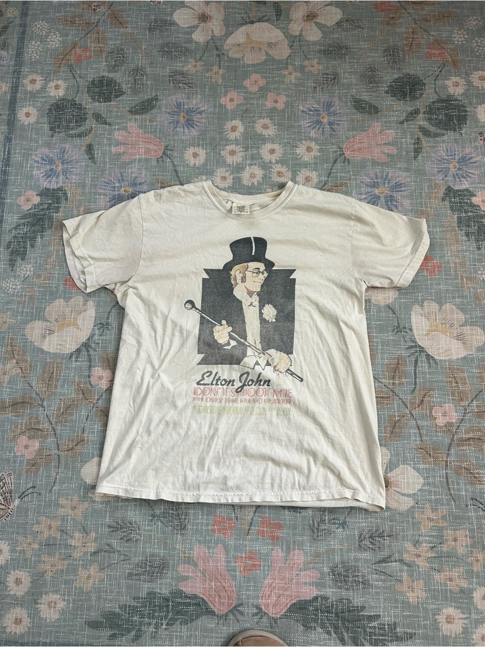 Comfort Colors White Men’s Elton John Graphic Tee